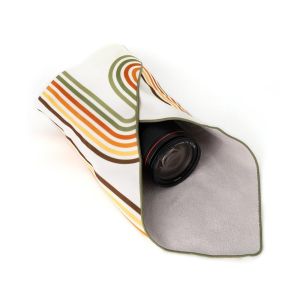 ProMaster Protective Wrap Large - Retrographic - example wrap