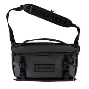 Wandrd Rogue Sling 9L - Black - front straight with strap up 