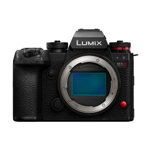 Panasonic Lumix S1 II Body - front straight 