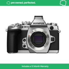 Olympus OM-D E-M1 - Silver - Front