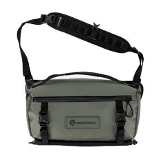 Wandrd Rogue Sling 9L - Wasatch Green - front strap up