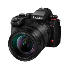 Panasonic Lumix S1R II & Lumix S 24-105mm F4 O.I.S. Lens - front slant upper 